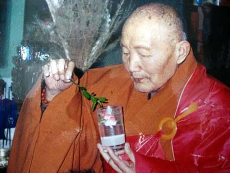 河北正定临济祖庭临济寺方丈有明老和尚安祥示寂